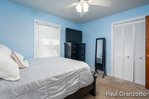 1467 Den Hertog St, Wyoming MI 49509-2730 exterior