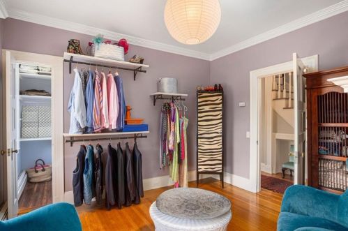 39 Orch Ave, Providence RI 02906-5514 exterior