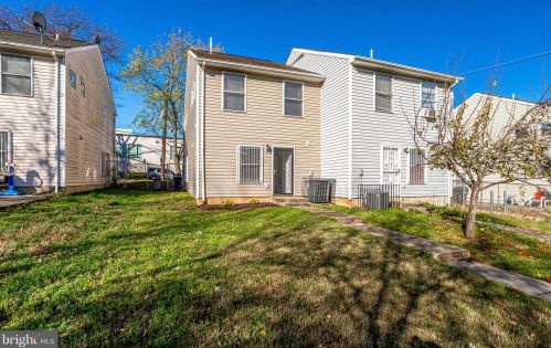 207 54th St, Washington DC  20019-6625 exterior