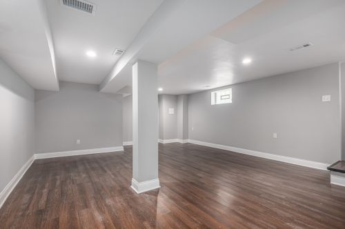 1031 92nd St, Chicago IL 60617-3839 exterior