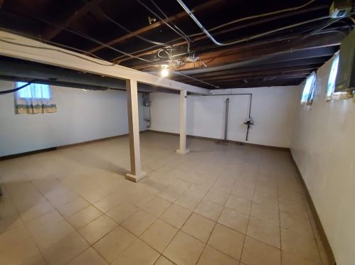 1314 49, Milwaukee WI 53208-1735 exterior