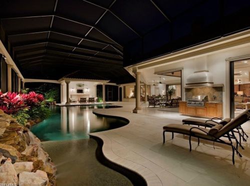 17015 Verona Ln, Naples FL 34110-2854 exterior