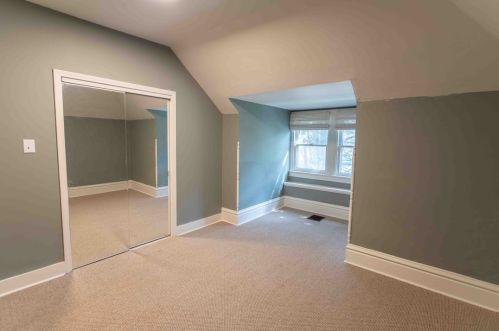 829 Braddock Ave, Pittsburgh PA 15221-3421 exterior