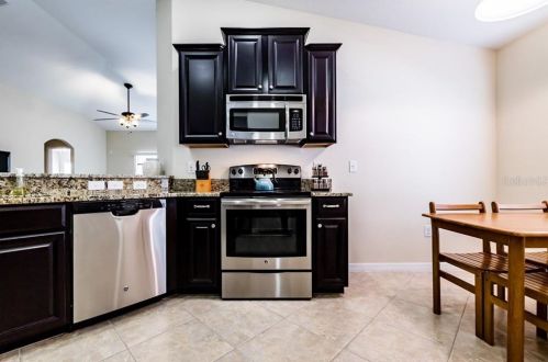 13107 Royal Pines Ave, Riverview FL 33579-9321 exterior