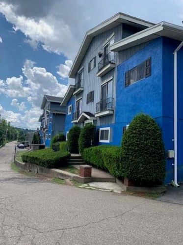 22 River Rd, Pittsburgh PA  15238-2752 exterior