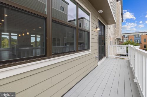 16666 Crabbs Branch Way, Rockville MD 20855-2201 exterior