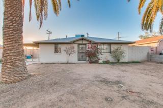 1330 38th Dr, Phoenix, AZ 85009-3244