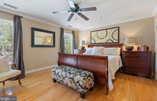 393 Cameron Sta Blvd, Alexandria VA 22304-8681 exterior