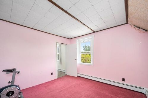 203 Sunnyside Ave, Woonsocket RI 02895-5103 exterior