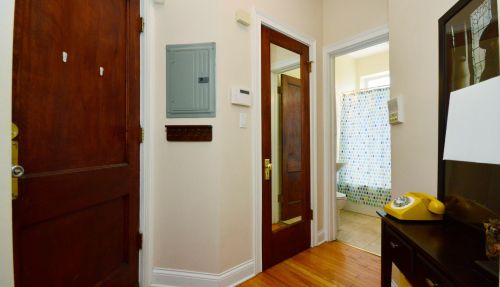 1545 Arthur Ave, Chicago, IL 60626-4926