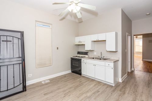 5527 Carpenter St, Chicago IL 60643-4628 exterior