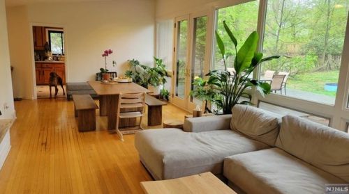 196 Engle St, Tenafly NJ  07670-2137 exterior