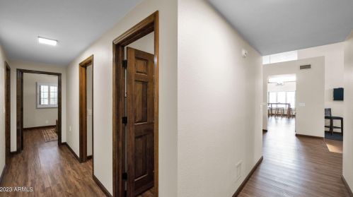 16012 10th St, Phoenix AZ  85022-3100 exterior