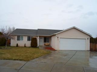2707 Tahoma Ave, Yakima, WA 98902-5096