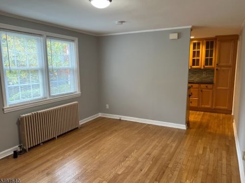 103 Lincoln Park, Cranford NJ  07016-3120 exterior