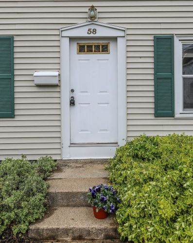 58 West St, Concord, NH 03301-3557