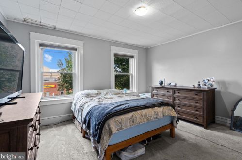 428 Ross St, Lancaster PA 17602-1944 exterior