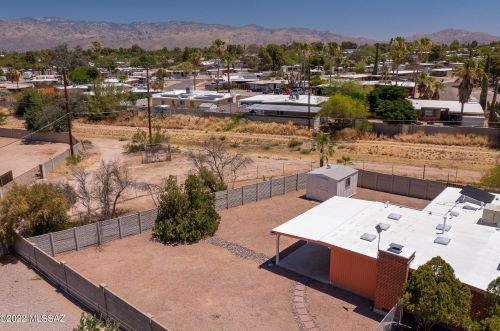 8105 Beverly St, Tucson AZ 85710-5929 exterior