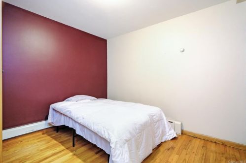 2655 Netherland Ave, Bronx NY 10463-4808 exterior