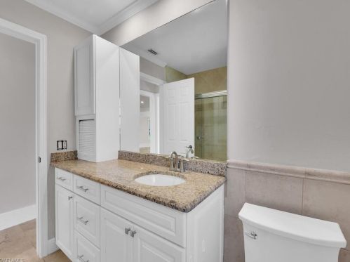 5840 Copper Leaf Ln, Naples FL 34116-6716 exterior