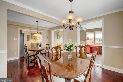 354 Vly Vw Rd, Media PA 19064-2616 exterior