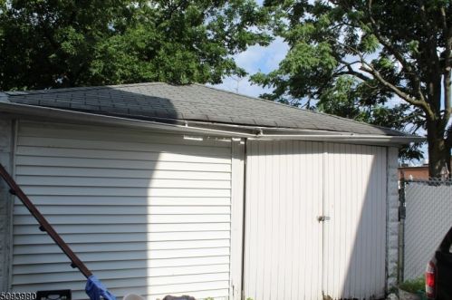 591 38th St, Paterson NJ 07504-1402 exterior