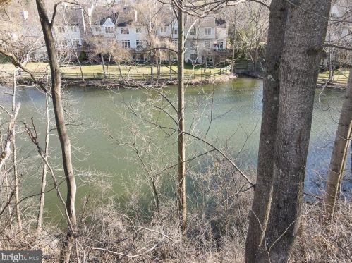 150 Daylesford Blvd, Berwyn PA 19312-2525 exterior