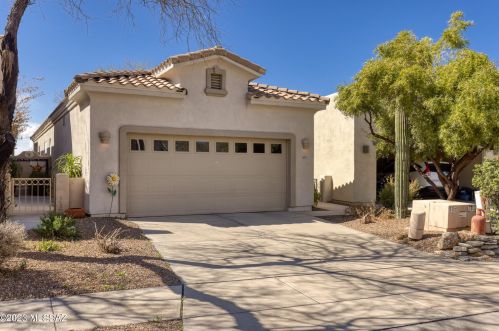 5073 Pinnacle Cove Dr, Tucson AZ  85749-7153 exterior