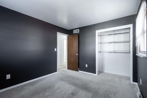 2912 53, Milwaukee WI 53210-1615 exterior