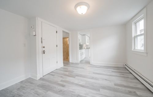 111 Hauxhurst Ave, Union City NJ 07086-6836 exterior