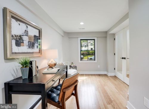 1505 Crestwood Dr, Alexandria VA  22302-2303 exterior