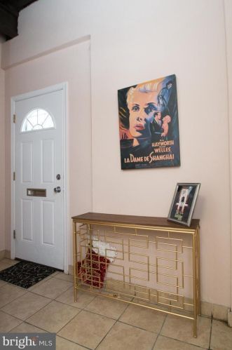 1302 Alder St, Philadelphia PA 19148-4908 exterior