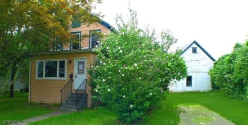 22 Lawnwood Ave, Fredon, NJ 07860-2107