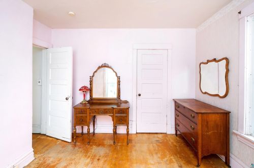 3726 Grand Ave, Duluth MN 55807-2849 exterior