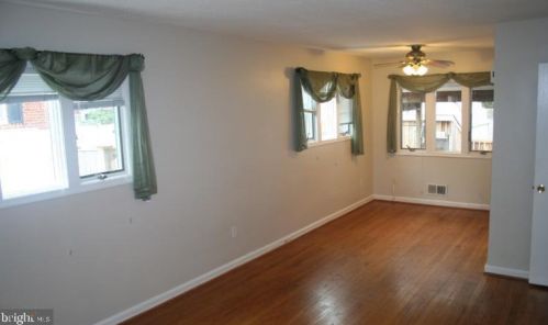 1212 Wilkes St, Alexandria VA  22314-3540 exterior