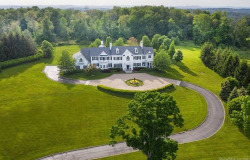 383 Ridgebury Rd, Ridgefield, CT 06877-1431