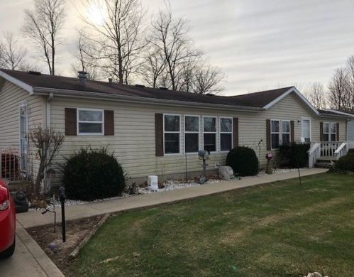 537 Paradise Dr, Rochester, IN 46975-7073