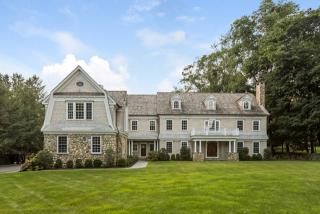 5 High Point Rd, Westport CT  06880-3905 exterior