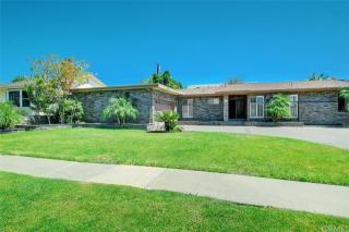 912 El Dorado Dr, Fullerton CA  92832-1220 exterior