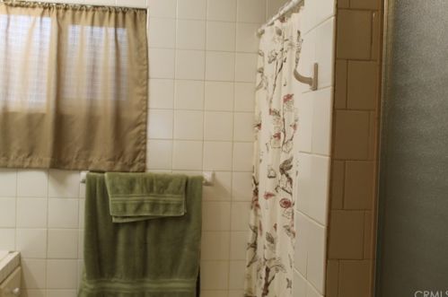 313 Acacia Ave, Fullerton CA 92831-4032 exterior