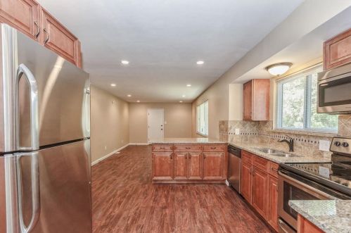 2029 Northaire Ln, Saint Louis MO  63138-1230 exterior