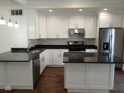 3527 Parnell Ave, Chicago, IL 60609-1727