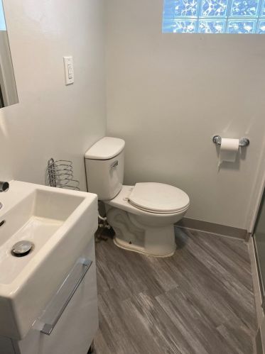 5822 Huron St, Chicago IL 60642-5725 exterior