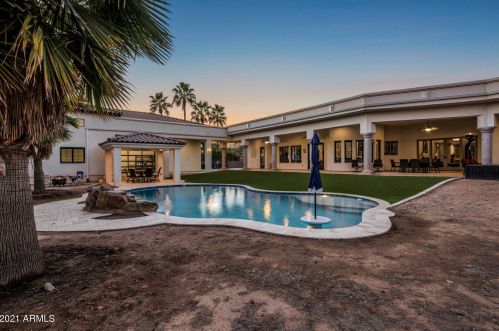 2375 Cloud Dr, Chandler AZ 85249-3781 exterior