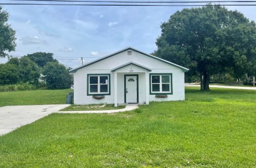 1000 1st St, Fort Pierce, FL 34982-7240