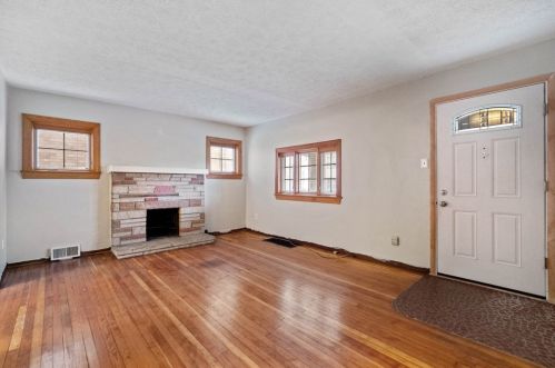 1253 Illinois Ave, Pittsburgh PA 15216-2505 exterior