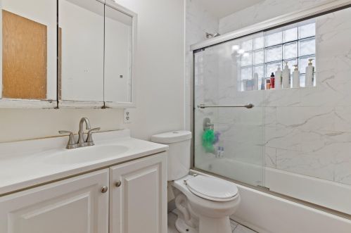 4020 88th St, Milwaukee WI 53222-1715 exterior