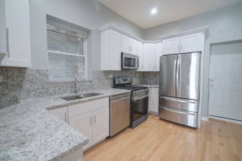 5414 Dearborn St, Chicago IL 60827 exterior