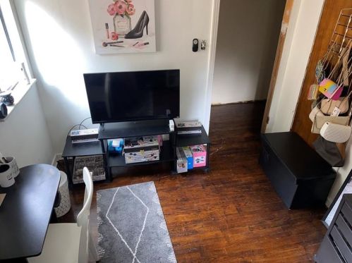 922 James St, Pittsburgh PA  15212-4875 exterior