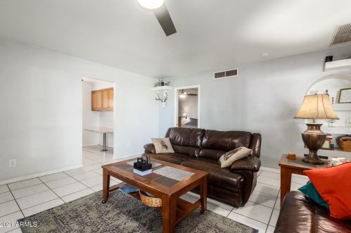 3401 Belmont Ave, Phoenix AZ 85051-6618 exterior